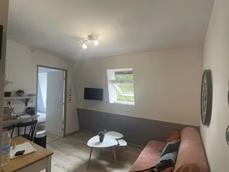 location meublée appartement 2 pièces 25 m² à perigny (17180)  700 €