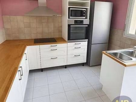 vente maison à saint-macaire-en-mauges (49450) : à vendre / 100m² saint-macaire-en-mauges