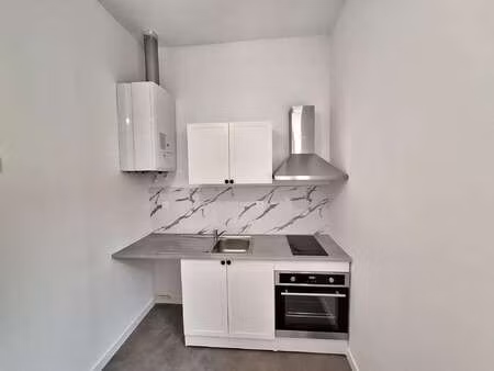 location appartement 3 pièces aux sables-d'olonne (85100) : à louer 3 pièces / 48m² les sa