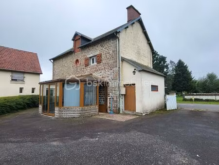 maison de 97 64 m² à mortain
