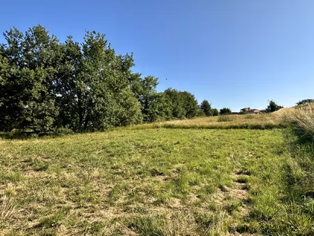 cunac - rare - terrain plat  viabilisé  au calme dans un cad