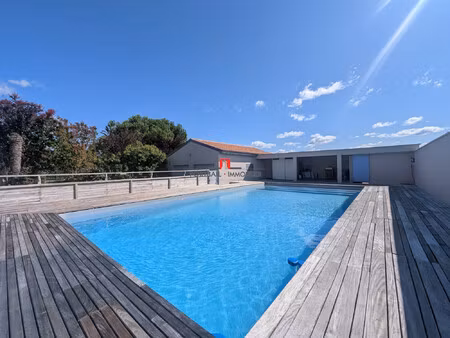 maison 5 chambres jardin garage double piscine