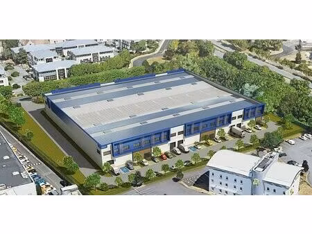 location local d'activités villejust 7 508 m²