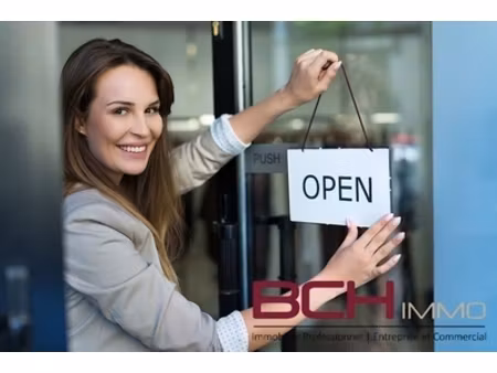 location local commercial marseille 1er