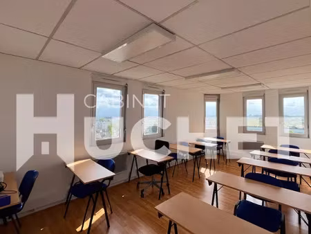 14 a vendre bureaux caen nord 85 m2