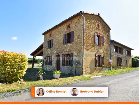 vente maison 7 pièces 216 m² à egliseneuve-près-billom (63160)  299 000 €