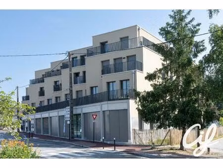 sainte luce sur loire - 114.6 m2 344 000 euros