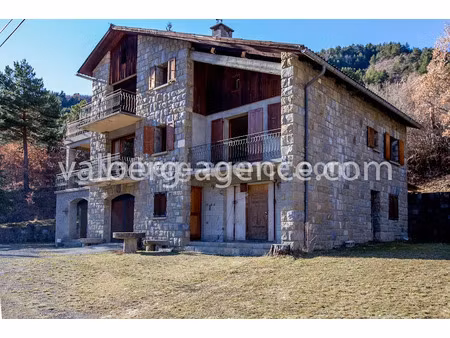 vente maison 5 pièces 117.05 m² à péone (06470)  380 000 €