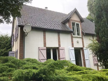 a quinze minutes de sainte savine et proche autoroute