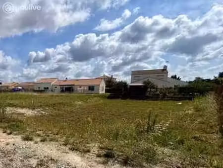 vente terrain à machecoul (44270) : à vendre / 392m² machecoul