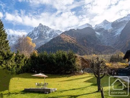 terrain constructible proche de chamonix  à 1 heure de genève  vue panoramique sur les mon