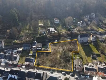 terrain à batir d'une contenance de 24 are 23 ca!