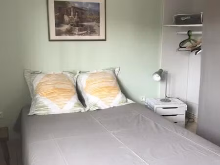 location appartement 1 pièce 22 m² à saint-genis-laval (69230)