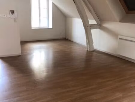 appartement 4 pièces 94 m²