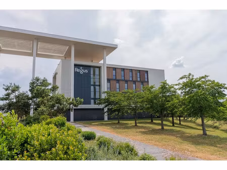 location meublée locaux professionnels 5 m² à chasseneuil-du-poitou (86360)  99 €