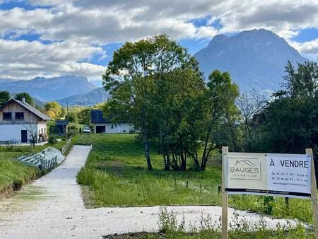 terrain constructible viabilisé à vendre