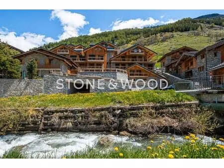 stone & wood