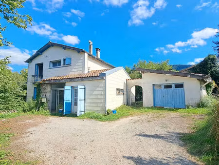 a vendre maison 100 m² 4 chambres / jardin 1700 m² / garage