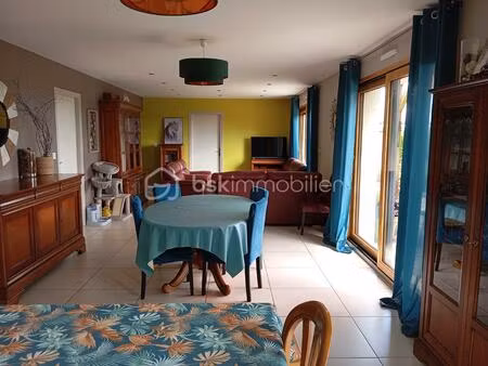 maison contemporaine de 118 60 m² à calanhel