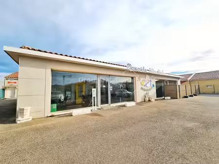 vente locaux professionnels 0 pièces 180.62 m² à miramas (13140)  416 800 €