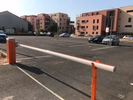 parking à louer