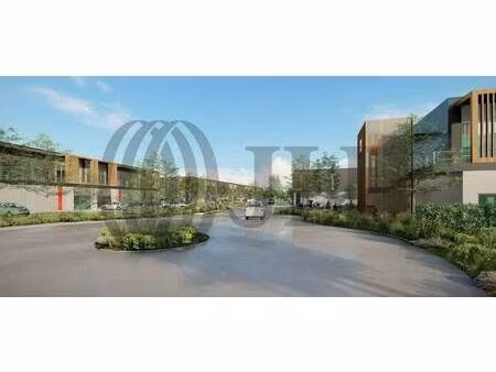 local d'activités à louer