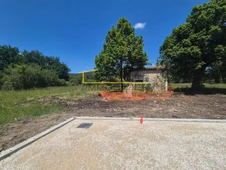 terrain constructible viabilisé à vendre