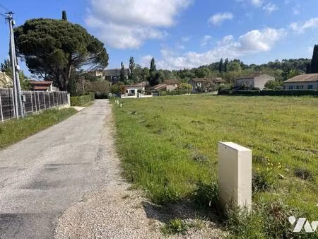 terrain constructible viabilisé à vendre