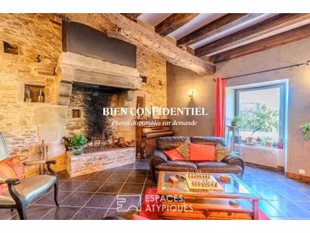 propriété de caractère et sa tour de charme proche de savenay