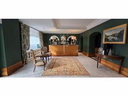 à vendre – hôtel-restaurant de renom au cœur d’albertville (73)