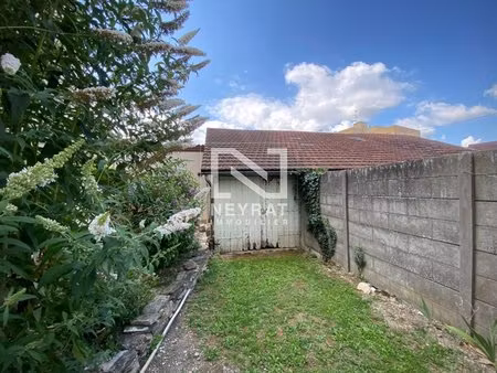 garage au sein d'une copropriété proche république
