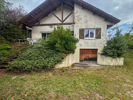 en exclusivité  maison familiale