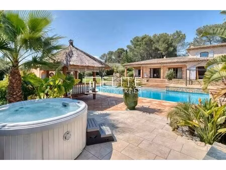 mouans-sartoux - propriété familiale discrète - le charme au naturel