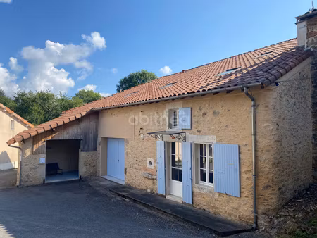 maison rénovée à roussines à 5 minutes du golf de la prèze