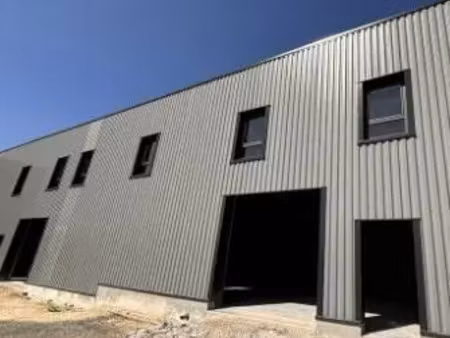 à louer – local d’activités de 104 m² à vedène – vaucluse (84)