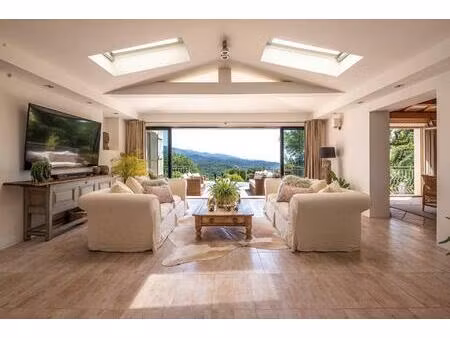 charmante villa provençale avec vue panoramique les adrets-de-l'esterel