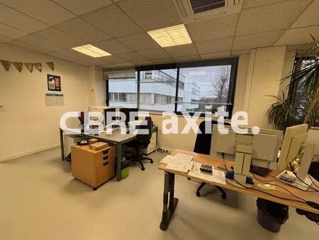 location local professionnel 276m² cran gevrier 74960