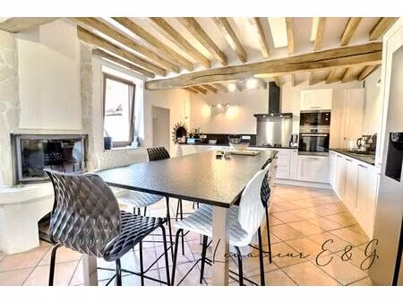 canly - maison familiale avec dépendances