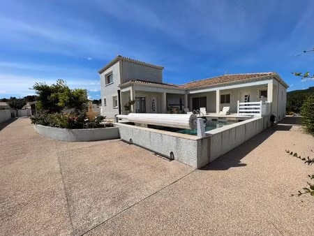 34320 fontès villa de 192.50 m2 sur terrain de 967 m2 4 chambres piscine