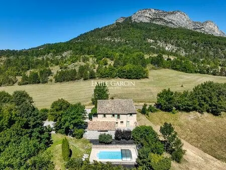 propriété de campagne de prestige de 10 pièces en vente entrepierres  provence-alpes-côte 