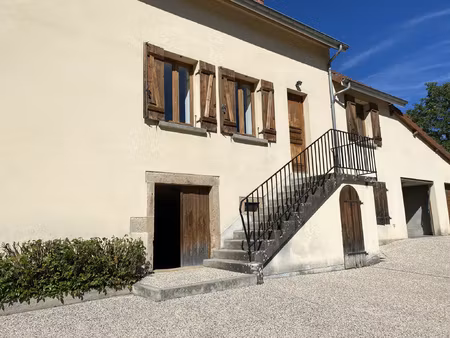location maison 4 pièces 84m² st sernin du bois 71200