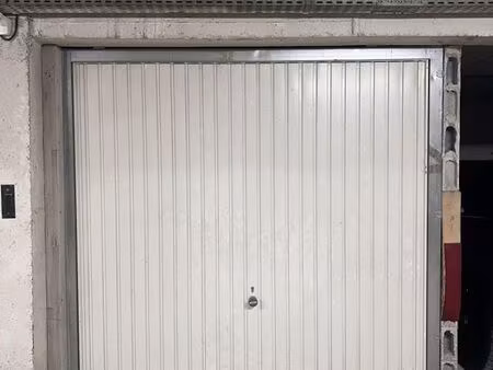 parking à vendre - 13 m2 - vence - 06 - provence-alpes-cote-d-azur