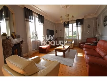 propriété bourgeoise (247 m²) à malaunay