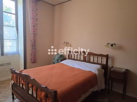 maison 4 pièces - 300 m²