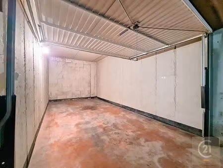 garage à vendre à avenue de l'arbre ballon  26-28 jette (vbd08822)