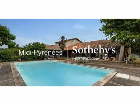 maison avec piscine et jardin giroussens (81)