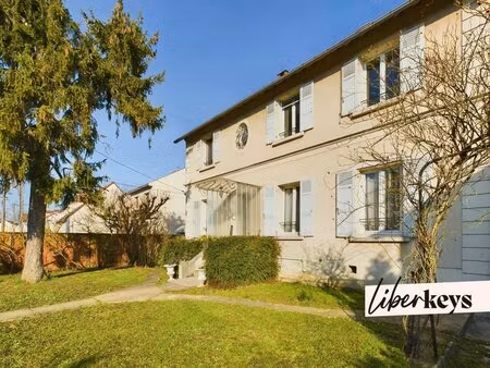 maison d'exception / 176 m² habitable / 1176 m² d'extérieur