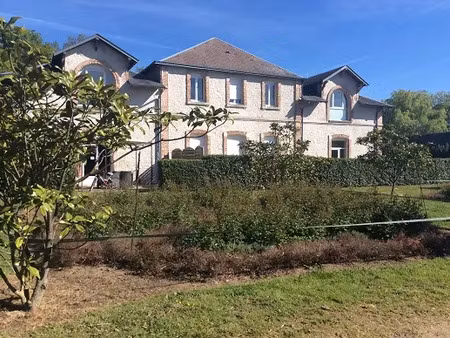 location meublée appartement 1 pièce 25 m² à saint-denis-en-val (45560)  514 €