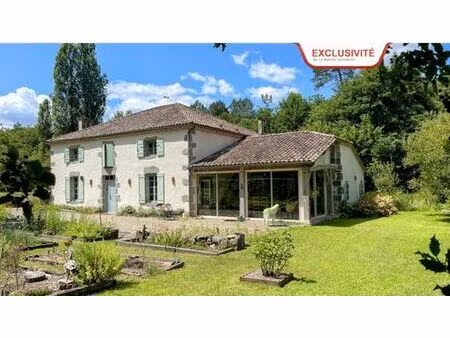 maison de luxe 9 chambres en vente à caubeyres  france