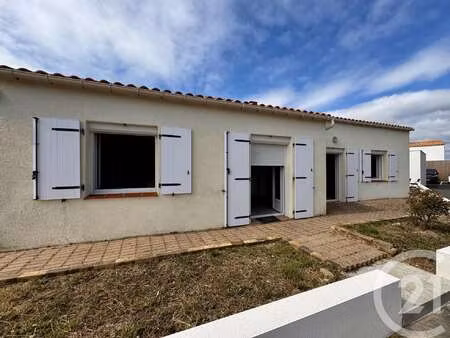 vente maison à saint-gilles-croix-de-vie croix de vie (85800) : à vendre / 121m² saint-gil